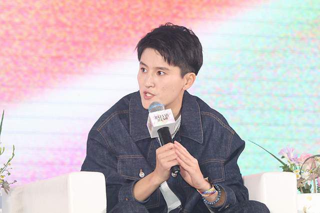 亚洲人成一区