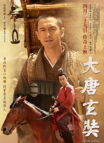 美女自解胸衣给人摸吻